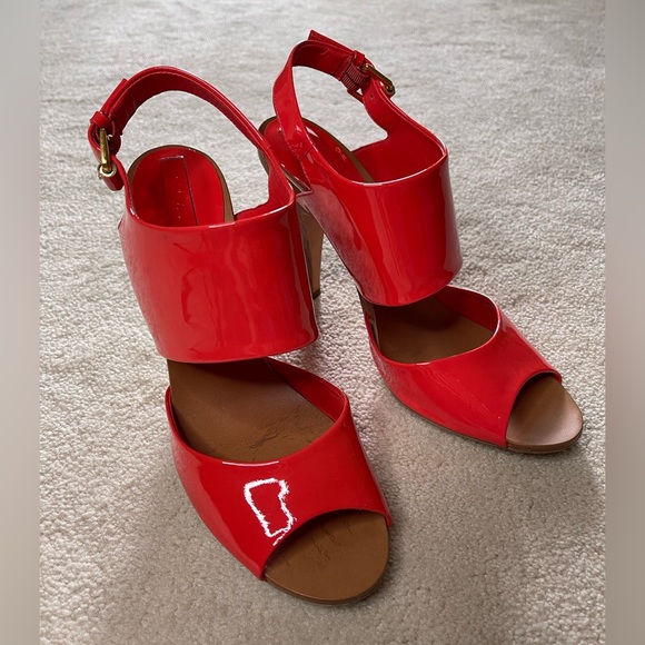 BCBGMaxAzria patent leather slingback heels - Picture 3 of 8